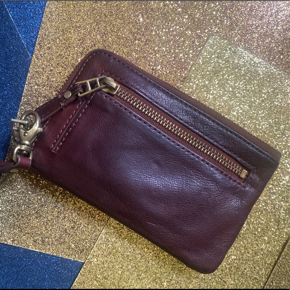 FOSSIL BERRY WINE LEATHER WRISTLET Wallet GORG LUX